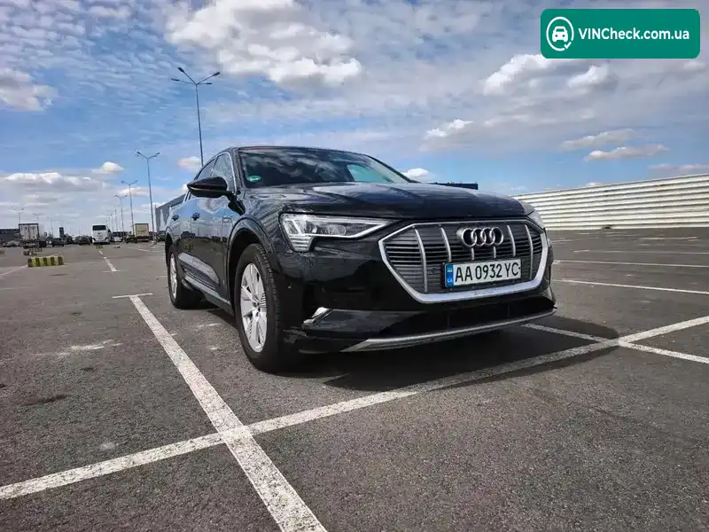 Audi e-tron 2021, фото з оголошення 1 з 20, VIN WAUZZZGEXMB043304