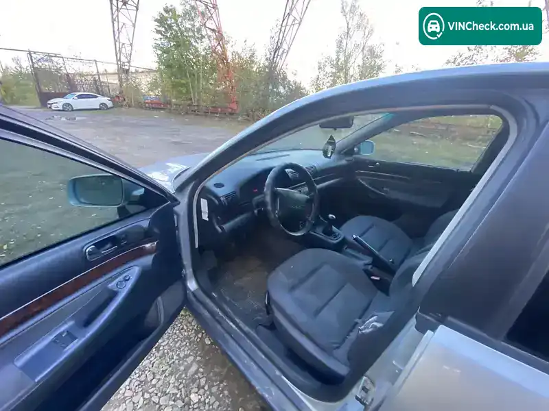 Audi A4 1997, фото з оголошення 2 з 8, VIN WAUZZZ8DZVA209207