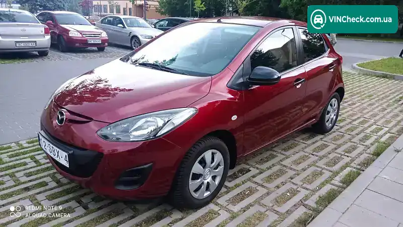 Mazda 2 2011, фото з оголошення 2 з 8, VIN JMZDEA4K200437973