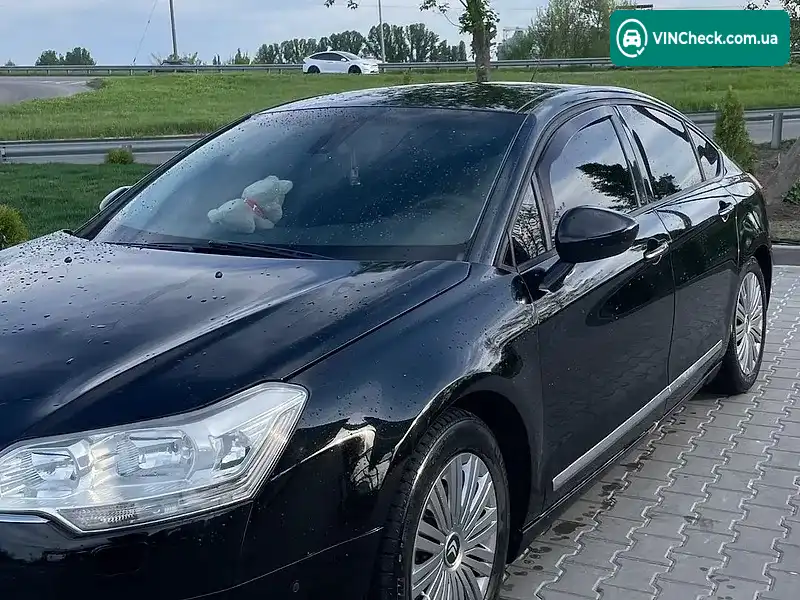 Citroen C5 2010, фото з оголошення 2 з 10, VIN VF7RDRHF8AL553419