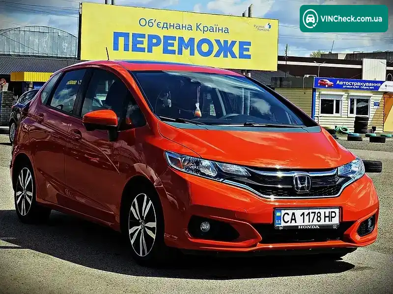 Honda Fit 2017, фото з оголошення 2 з 20, VIN 3HGGK5H89JM728724