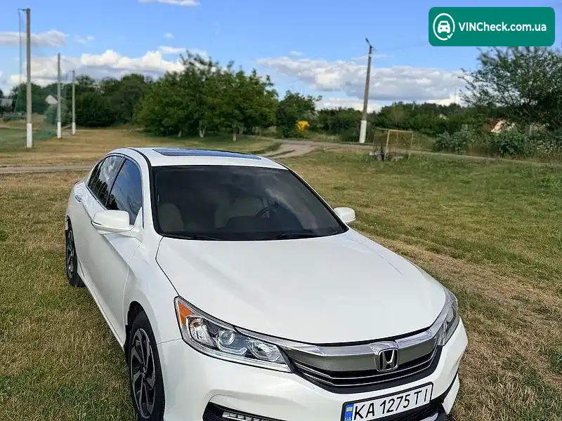 Honda Accord 2016, фото з оголошення 1 з 18, VIN 1HGCR2F77GA051150