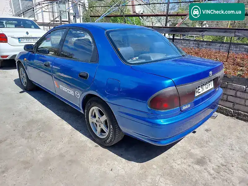 Mazda 323 1997, фото з оголошення 2 з 10, VIN JMZBA125200541598