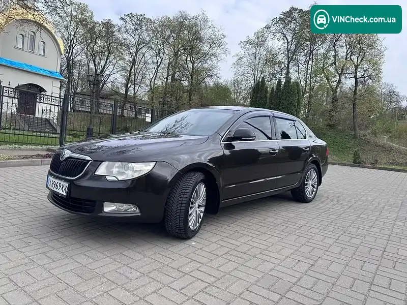 Skoda Superb 2012, фото з оголошення 1 з 12, VIN Y6UAB43T9DB300402