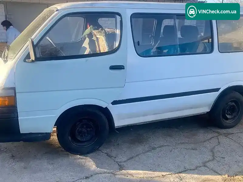 Toyota Hiace 1992, фото з оголошення 1 з 4, VIN JT121UHA200013164