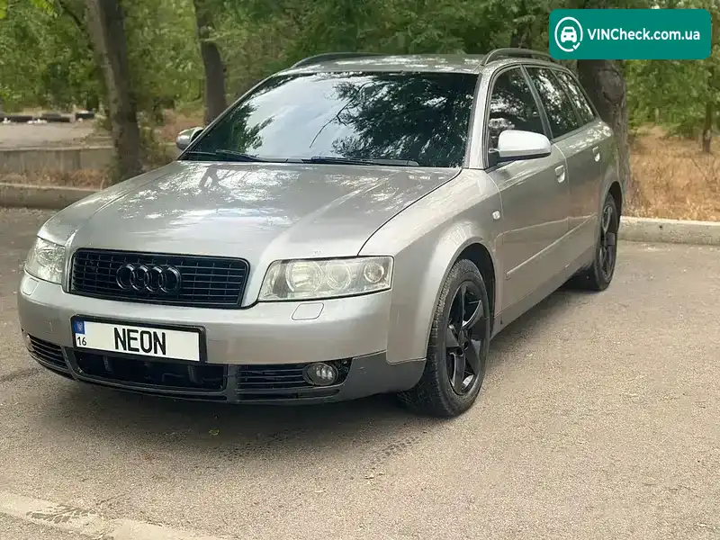 Audi A4 2004, фото з оголошення 2 з 9, VIN WAUZZZ8E65A061028