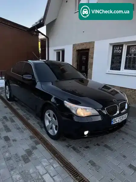 BMW 5 Series 2005, фото з оголошення 2 з 21, VIN WBANE31000B947581