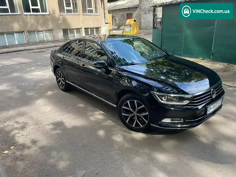 Volkswagen Passat 2019, фото з оголошення 2 з 19, VIN WVWZZZ3CZKE139597