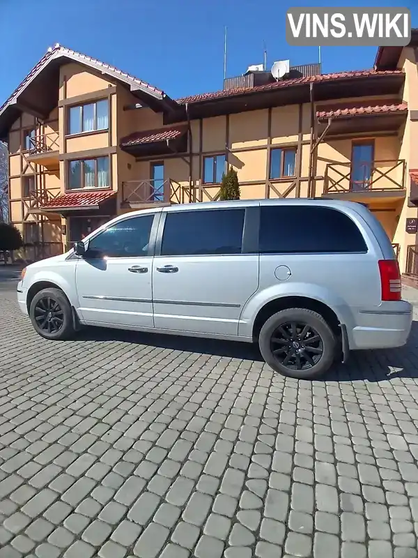 Chrysler Town & Country 2008, фото з оголошення 2 з 21, VIN 2A8HR64X38R775003