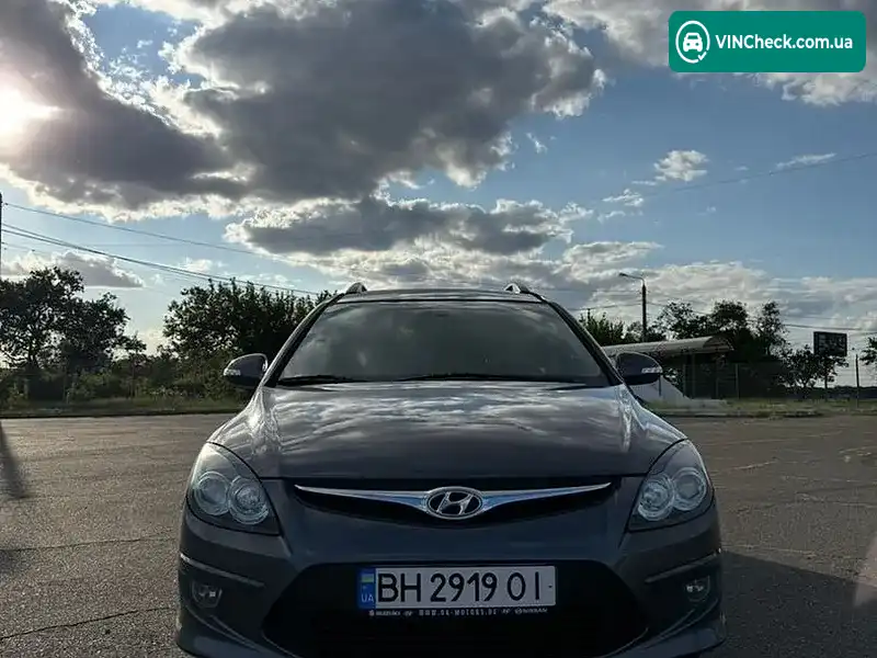 Hyundai i30 2011, фото з оголошення 2 з 20, VIN TMADC81SABJ067883