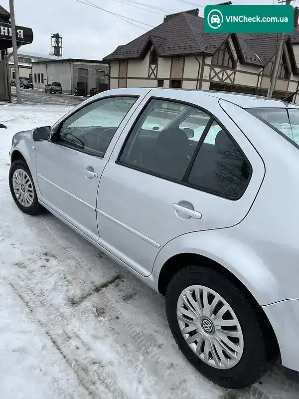 Volkswagen Bora 2002, фото з оголошення 2 з 15, VIN WWWZZZ1JZ3W041371