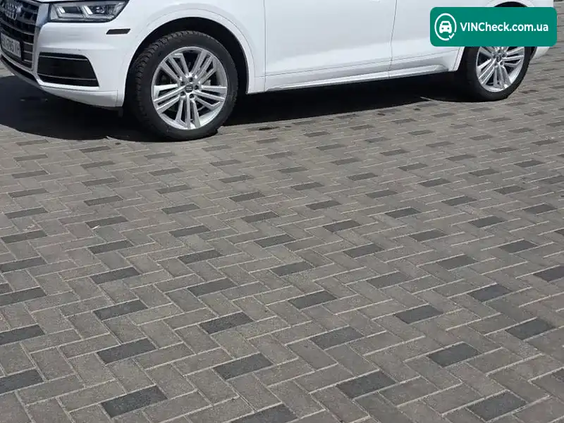 Audi Q5 2017, фото з оголошення 1 з 14, VIN WA1BNAFY2J2072332