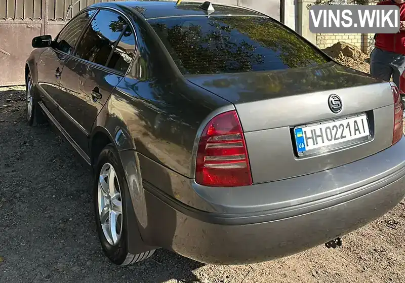 Skoda Superb 2002, фото з оголошення 2 з 8, VIN TMBDL63UX39033520