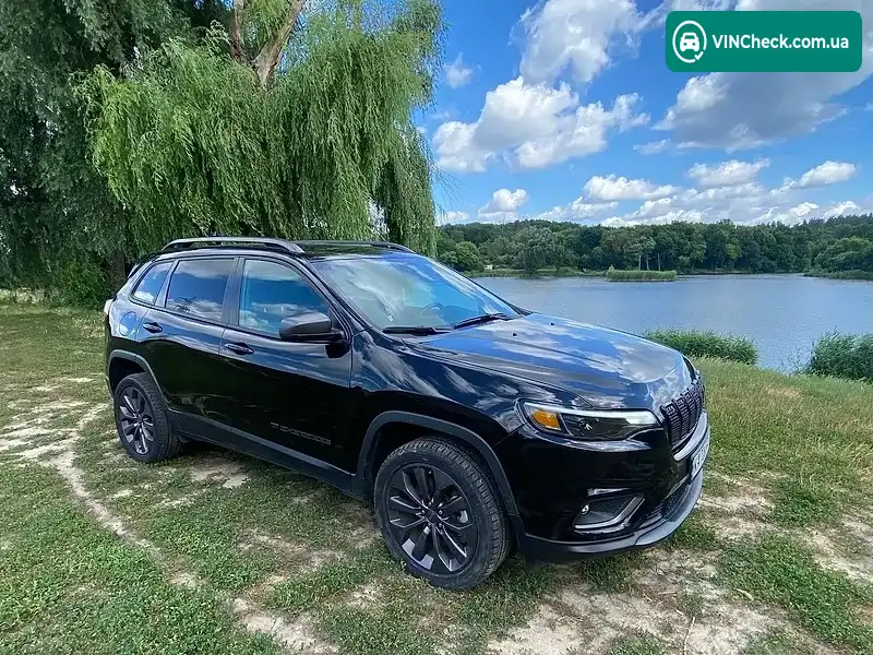 Jeep Cherokee 2021, фото з оголошення 2 з 20, VIN 1C4PJMMX6MD223118