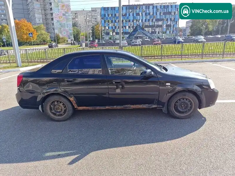 Chevrolet Nubira 2004, фото з оголошення 2 з 20, VIN KLANF193E4K967104