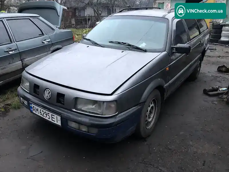 Volkswagen Passat 1993, фото з оголошення 2 з 5, VIN WVWZZZ31ZPB018594