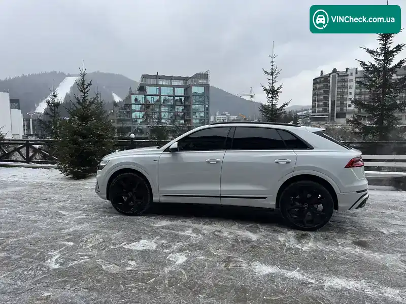 Audi Q8 2019, фото з оголошення 1 з 21, VIN WA1EVAF13KD047199
