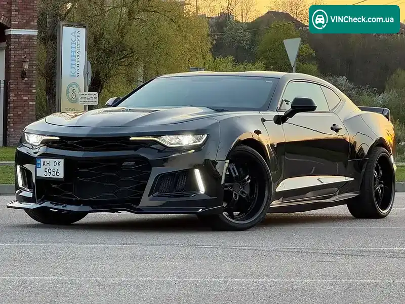Chevrolet Camaro 2018, фото з оголошення 1 з 21, VIN 1G1FE1R78K0124854