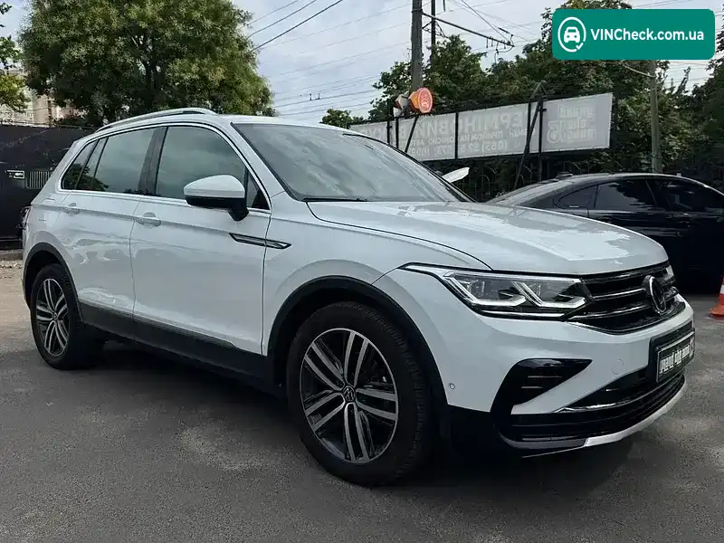 Volkswagen Tiguan 2023, фото з оголошення 1 з 20, VIN WVGZZZ5N6PW052113