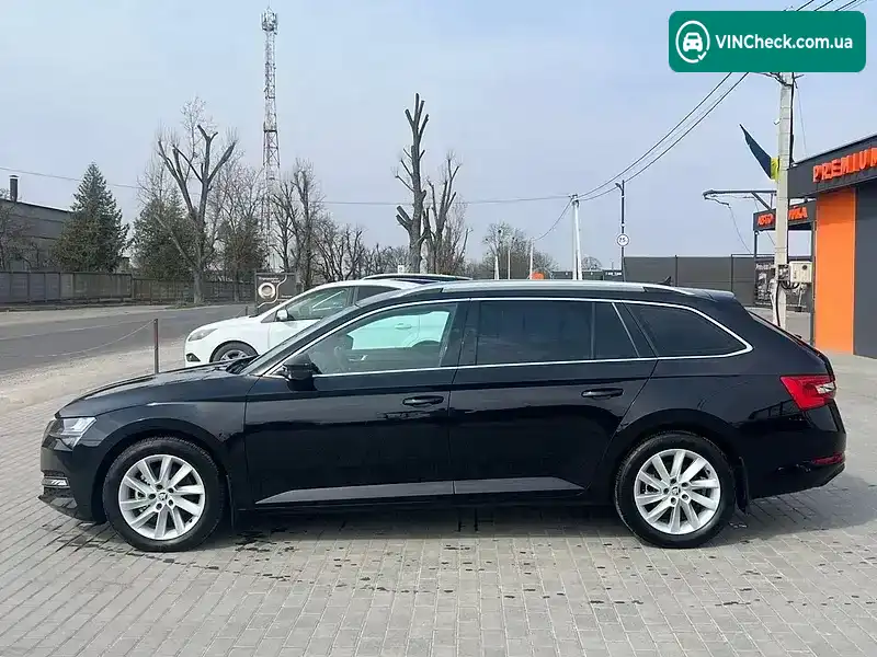 Skoda Superb 2021, фото з оголошення 2 з 21, VIN TMBJH7NP0M7038644
