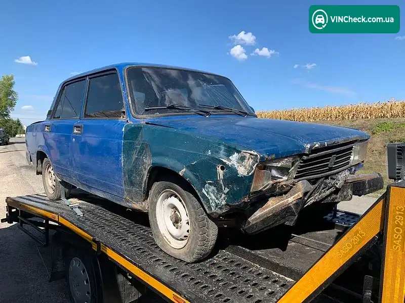 ВАЗ / Lada 2107 1983, фото з оголошення 2 з 11, VIN XTA210700D0031402