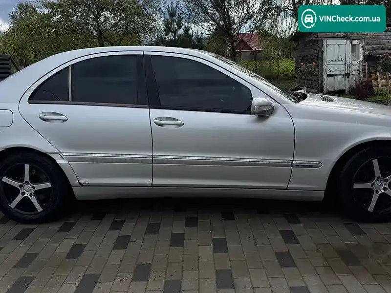 Mercedes-Benz C-Class 2000, фото з оголошення 2 з 11, VIN WDB2030061A040095