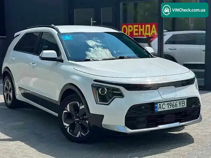 Kia Niro 2024, фото з оголошення 2 з 20, VIN KNDCR3L12R5108063