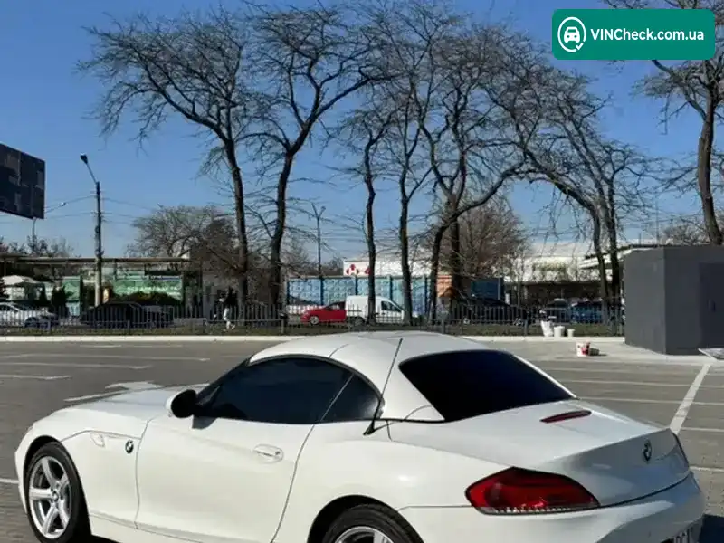 BMW Z4 2012, фото з оголошення 2 з 9, VIN WBALL51050E715825