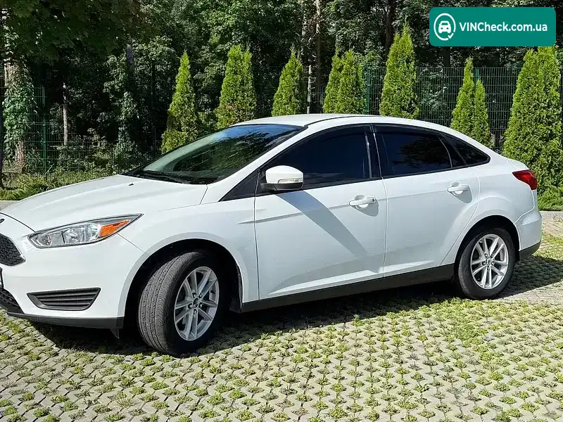 Ford Focus 2017, фото з оголошення 1 з 18, VIN 1FADP3F2XHL333667