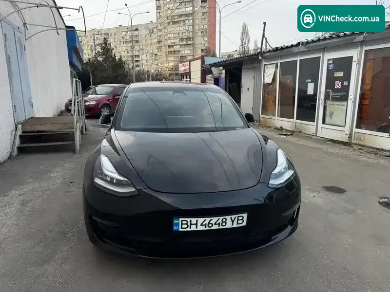 Tesla Model 3 2018, фото з оголошення 1 з 8, VIN 5YJ3E1EA0JF041771