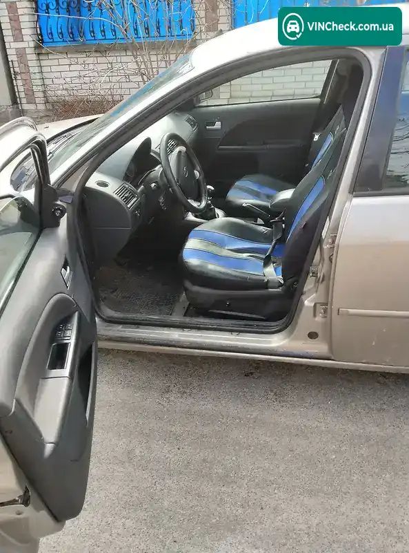 Ford Mondeo 2003, фото з оголошення 2 з 6, VIN WF04XXGBB43K84386