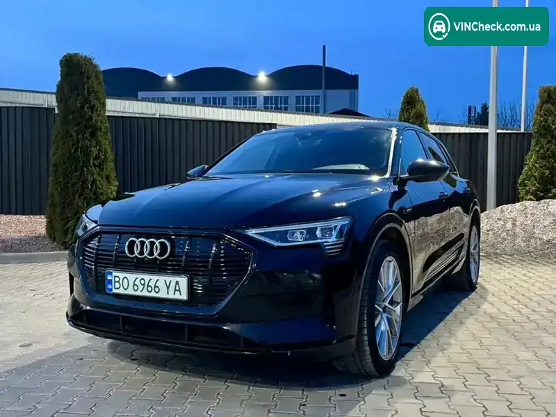 Audi e-tron 2020, фото з оголошення 2 з 21, VIN WAUZZZGE9MB001951