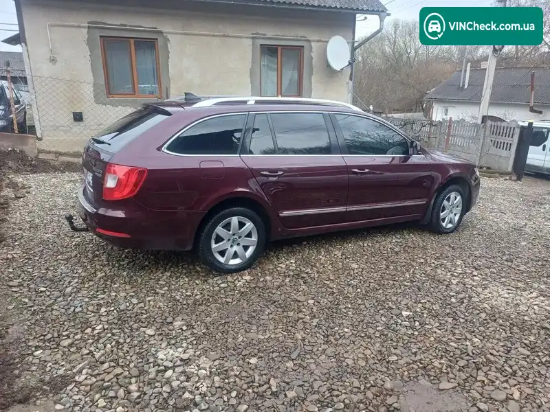 Skoda Superb 2011, фото з оголошення 2 з 9, VIN TMBJJ73T6C9009396