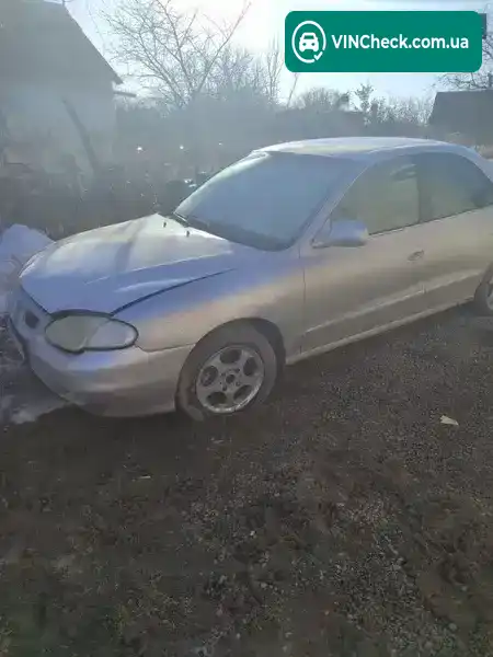 Hyundai Elantra 2000, фото з оголошення 2 з 6, VIN KMHJF35F8YU998917