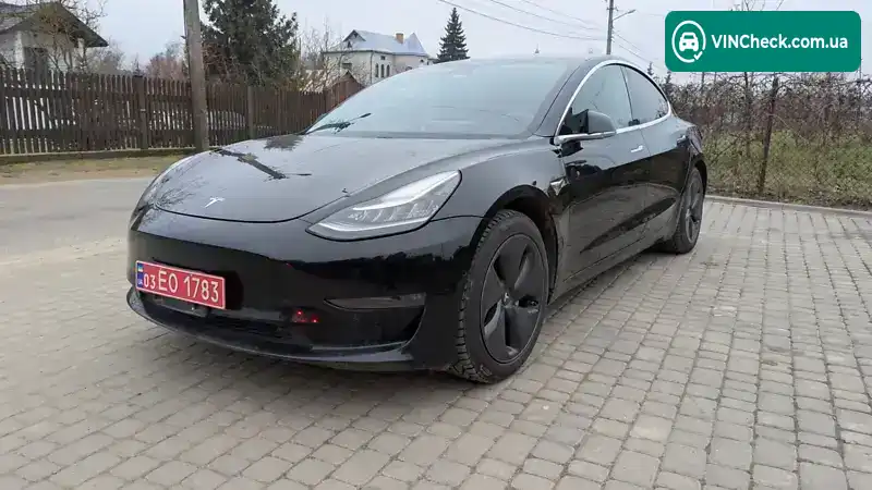 Tesla Model 3 2018, фото з оголошення 1 з 15, VIN 5YJ3ELEAXJF025402