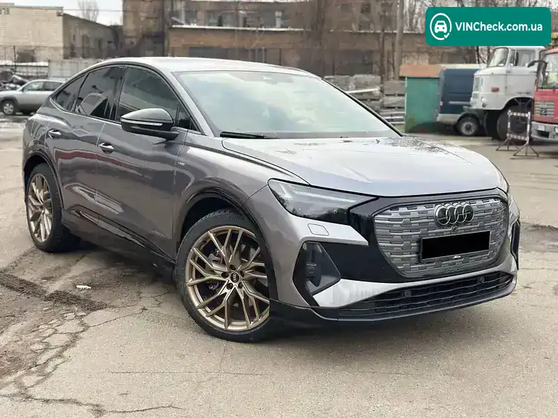 Audi Q4 e-tron 2021, фото з оголошення 1 з 20, VIN WAUZZZFZXNP009341