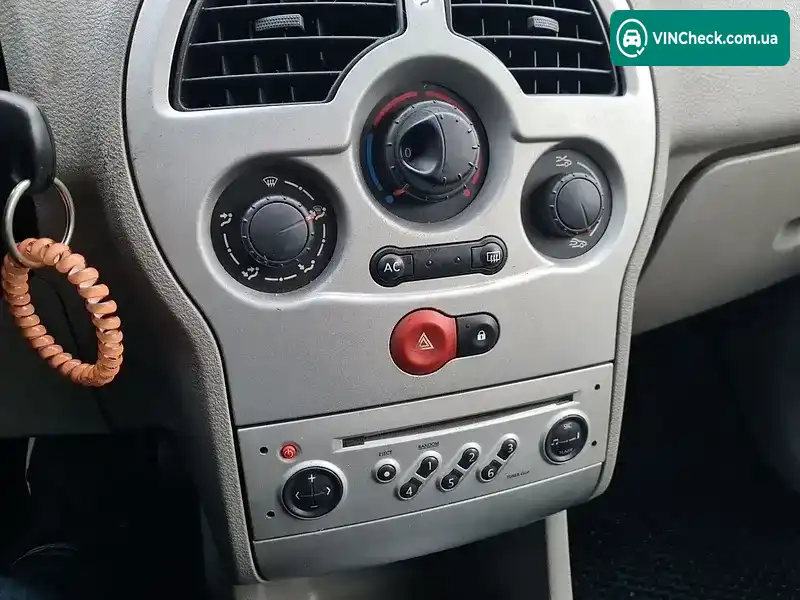 Renault Modus 2005, фото з оголошення 2 з 21, VIN VF1JP0C0532355480