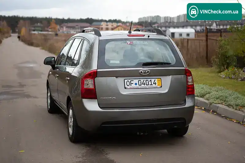 Kia Carens 2010, фото з оголошення 1 з 3, VIN KNAHG81AAA7323360