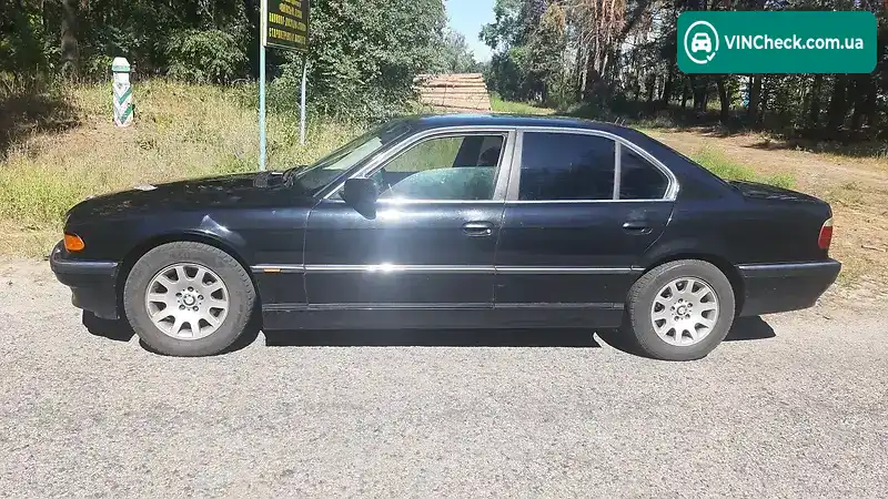 BMW 7 Series 2000, фото з оголошення 2 з 8, VIN WBAGG410X0DN63837