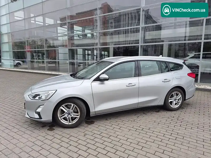 Ford Focus 2018, фото з оголошення 2 з 10, VIN WF0PXXGCHPJR71085