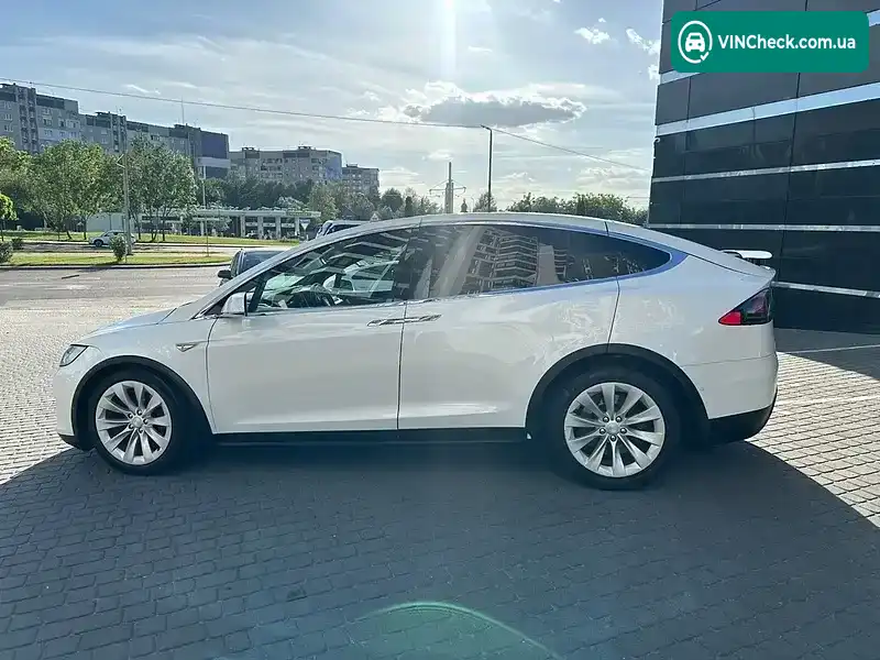 Tesla Model X 2016, фото з оголошення 2 з 12, VIN 5YJXCBE2XGF006203