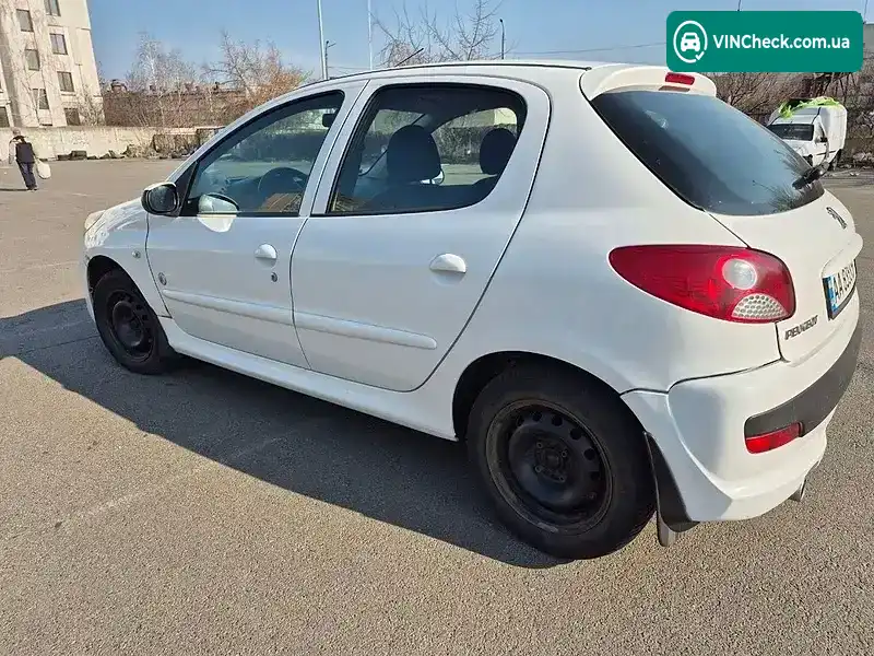 Peugeot 206 2012, фото з оголошення 1 з 10, VIN VF32MKFT0CY044932