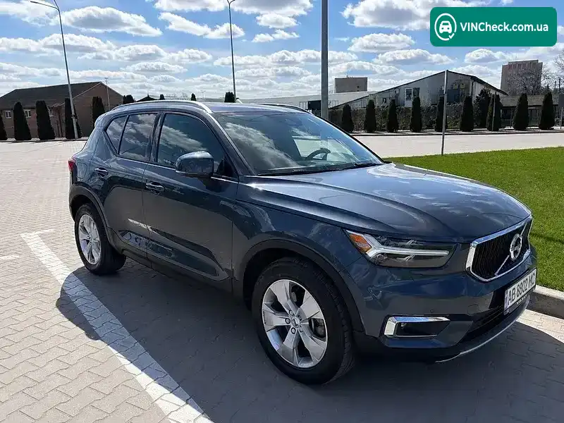 Volvo XC40 2020, фото з оголошення 1 з 21, VIN YV4162UK4M2404775