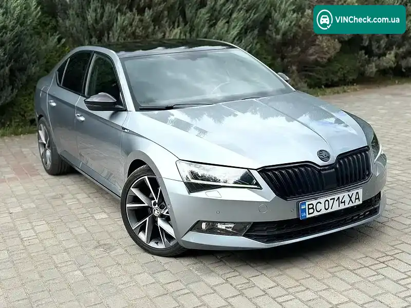 Skoda Superb 2018, фото з оголошення 1 з 20, VIN TMBDJ7NP7K7018874