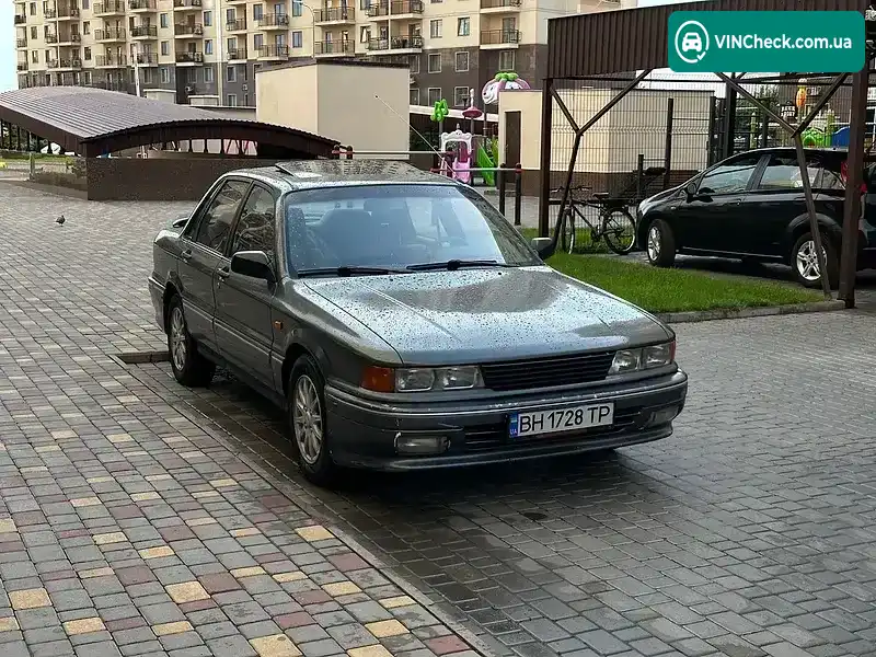 Mitsubishi Galant 1989, фото з оголошення 2 з 11, VIN JMBSNE34AKZ301847