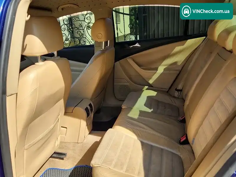 Volkswagen Passat 2005, фото з оголошення 1 з 6, VIN WVWZZZ3CZ6E023179