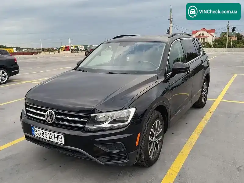 Volkswagen Tiguan 2018, фото з оголошення 1 з 18, VIN 3VV2B7AX4KM013973