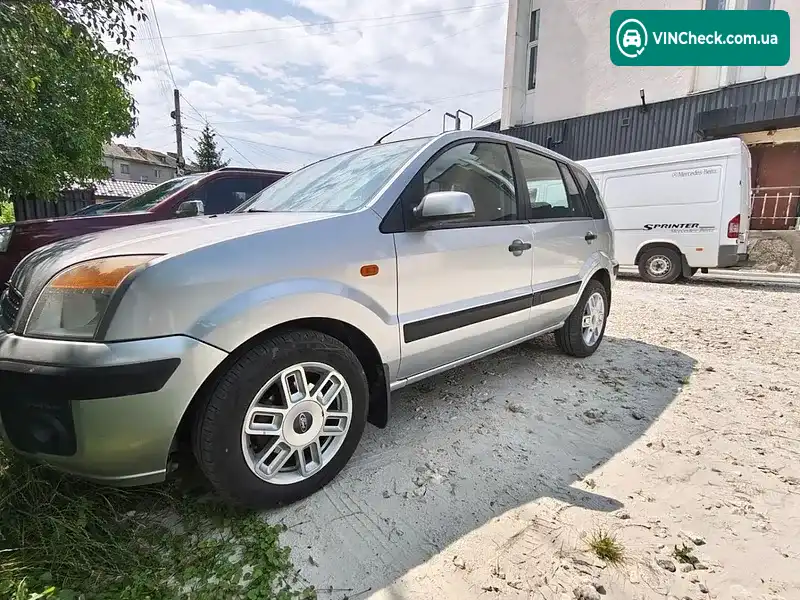 Ford Fusion 2008, фото з оголошення 1 з 16, VIN WF0UXXGAJU8R18057