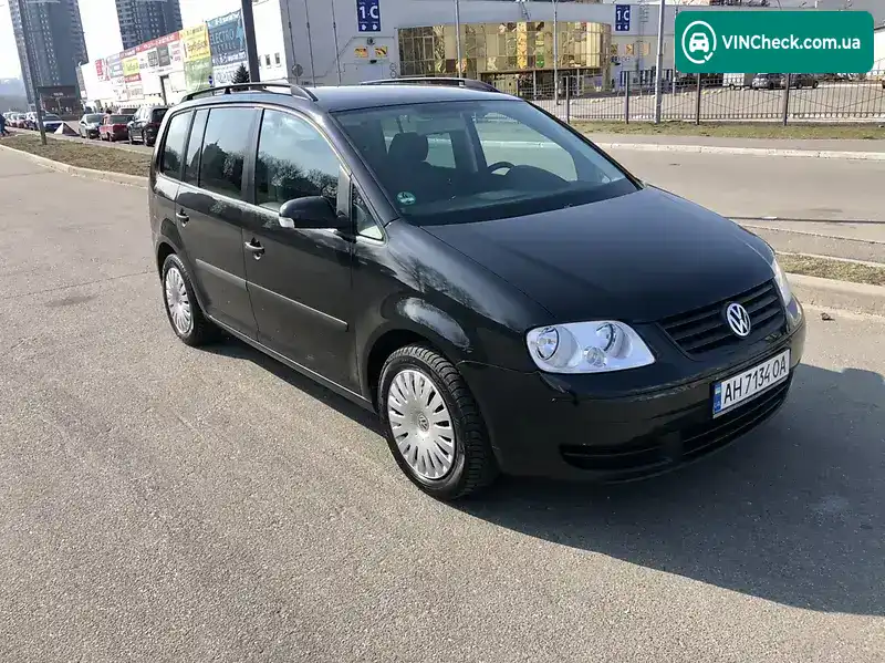Volkswagen Touran 2004, фото з оголошення 2 з 20, VIN WVGZZZ1TZ5W032112