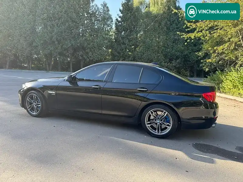 BMW 5 Series 2011, фото з оголошення 2 з 20, VIN WBAFV31020C696934